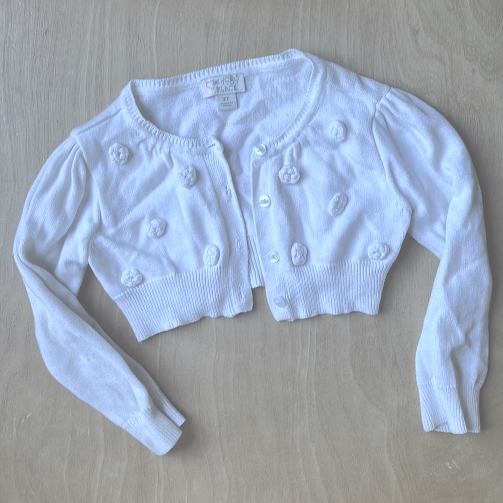 Children’s place size 2 all cotton white shrug with nice details